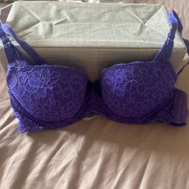 Purple underwire bra