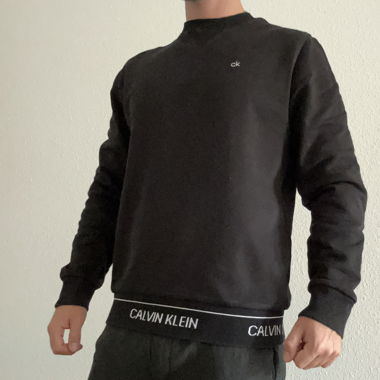 Pull Calvin Klein
