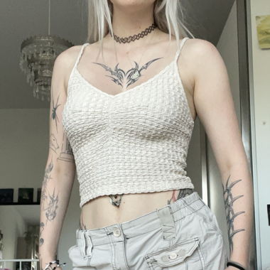 crop top