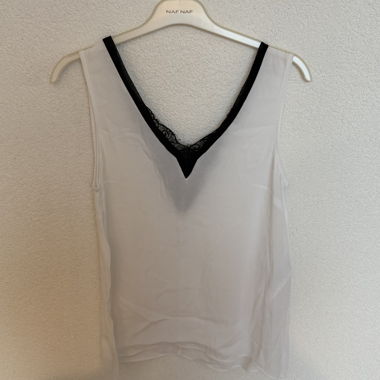 Top bianco in pizzo NAF NAF