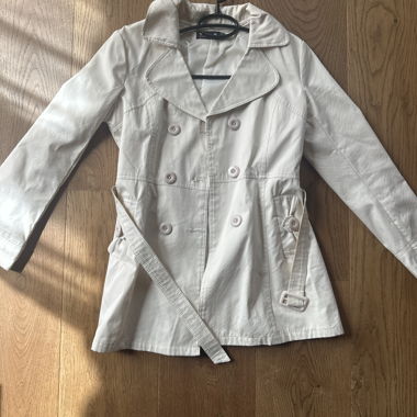 Trenchcoat weiss/beige, (Marke: Yendi)