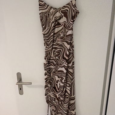 Gemustertes Slipkleid
