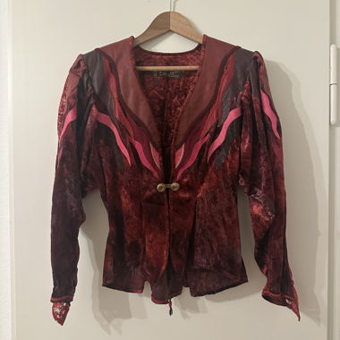 Roter Blazer