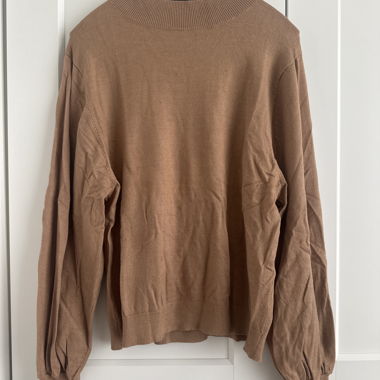 Turtleneck Pullover
