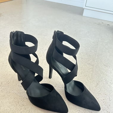 Black heels