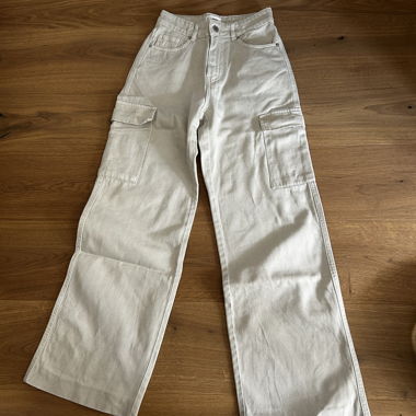 Beige Cargo-Hose, Gr. 34