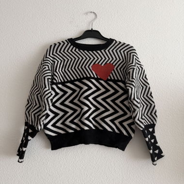 Black-and-white knitted sweater