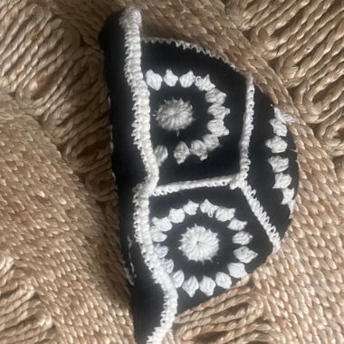 Hut Granny Square