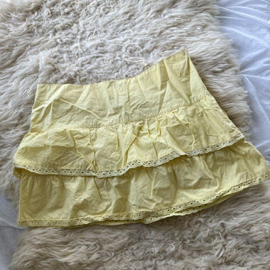 Yellow skirt