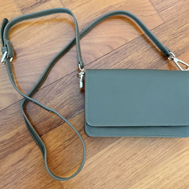 Mini borsa a tracolla verde oliva