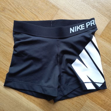 Nike Pro Sportshorts (kurze Leggings)