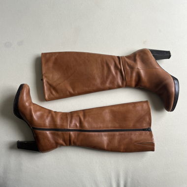 Braune Lederstiefel mit Blockabsatz Grösse 39