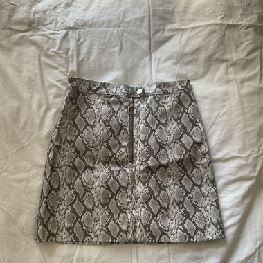 Jupe à motif python 