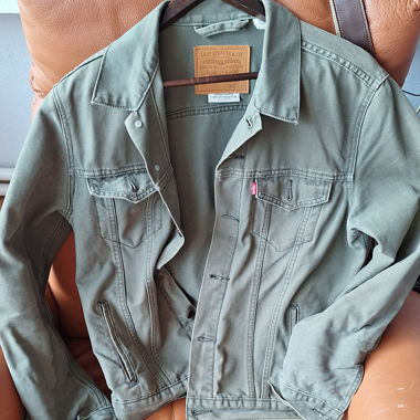 Levi's Denim Jacket (L)