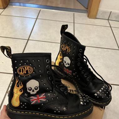 Dr. Martens