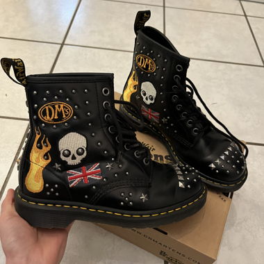 Dr. Martens