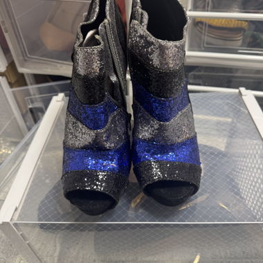 Summer shoes