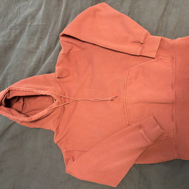 Korallenroter Hoodie Brandy Melville 