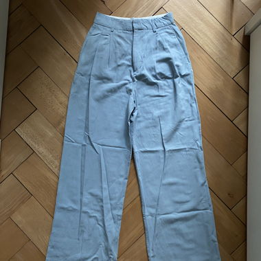 hellblaue Anzugshose ZARA