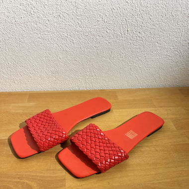 Claquettes rouges 