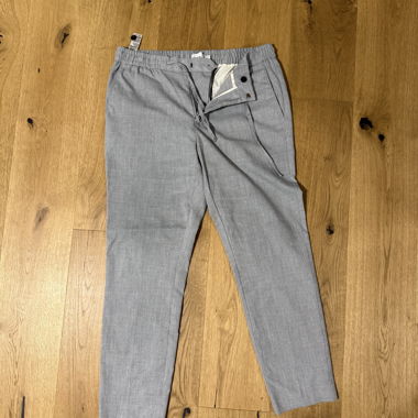 Pantalone chino grigio