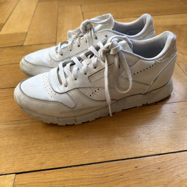 Reebok White Sneakers