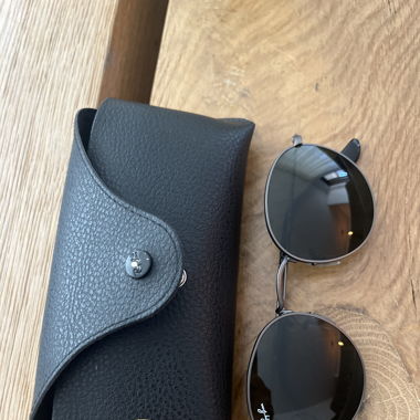 Sonnenbrille