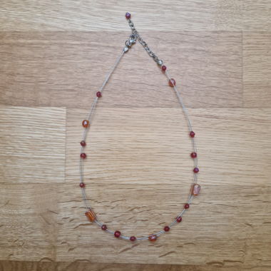 Necklace with Red and Orange Beads Elegant