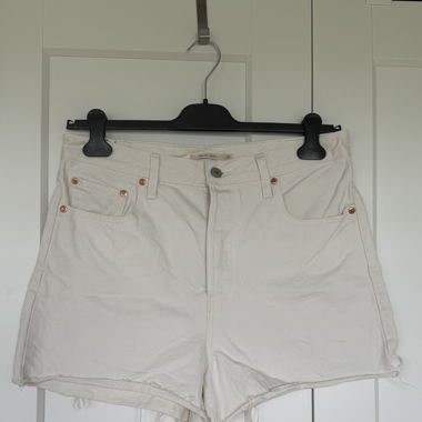 Levis Shorts weiss/creme