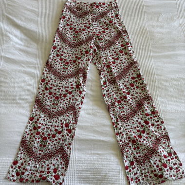 Blumige Hose