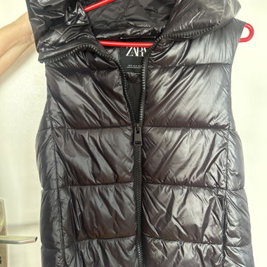 Zara Sleeveless Puffer Jacket