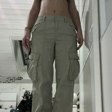 Low waist Kago hose lime green