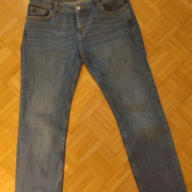 Jeans a gamba dritta