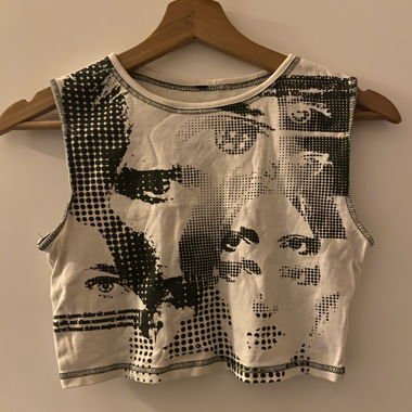 Graphic/Print crop top