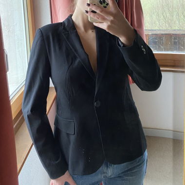 Simple black blazer 