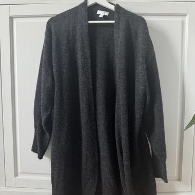 Langer Cardigan