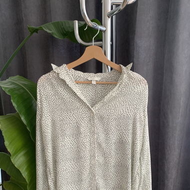 Chemise à pois 