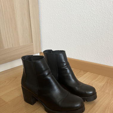 Stiefel Schwarz