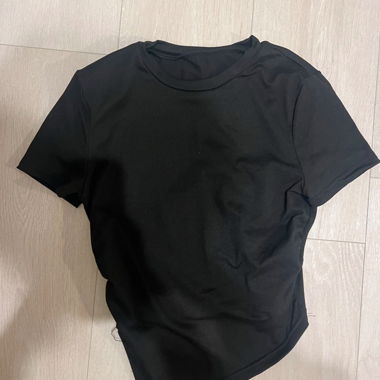 Crop T-Shirt asymmetrisch 