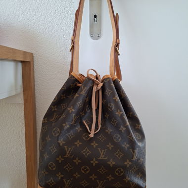 Louis Vuitton Grand Noe Monogram