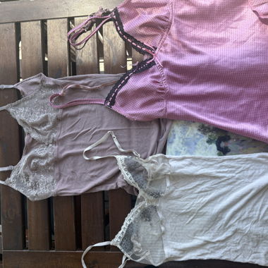 Top in pizzo assortiti