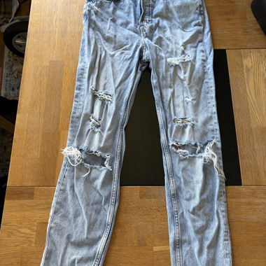 Zerrissene Jeans von Divided
