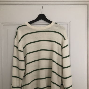 gestreifter Pullover