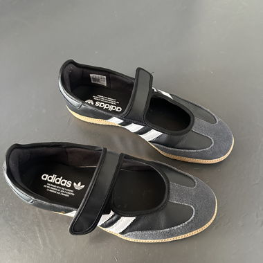 Samba Ballerinas