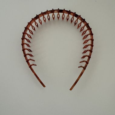 Braunes Haarband