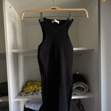 carino vestito nero