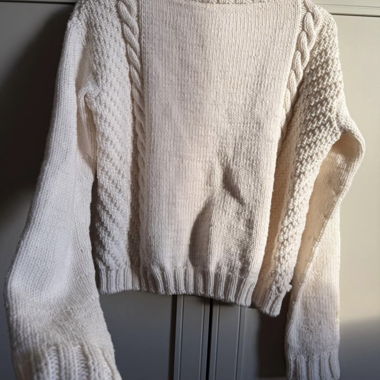 Maglione lavorato a mano in 100% lana merino, nuovo
