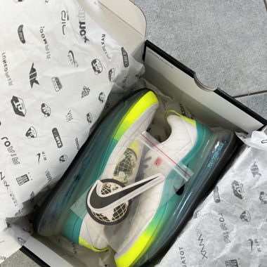 Nike MX 720 818 Worldwide Blanc Bleu Fury Volt