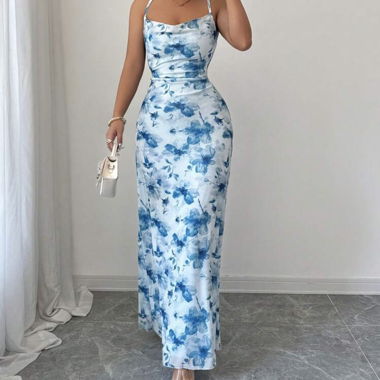 Langes Kleid mit blau-weissem Muster