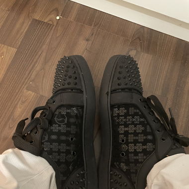 Christian Louboutin 43size